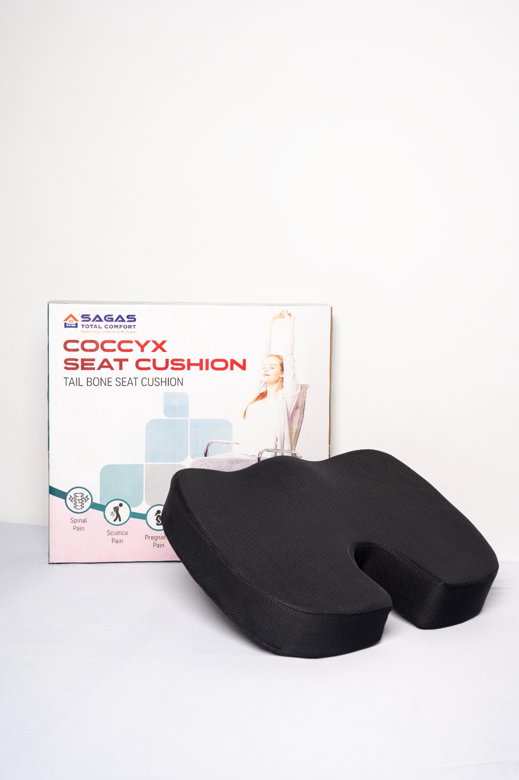 Coccyx seat cushion with Sagas Total Comfort retail packaging